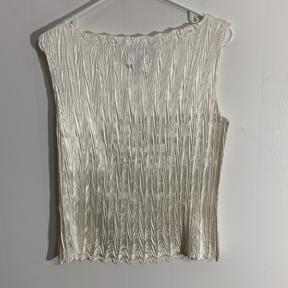 ConradC Collection textured tank, Sz Lg, ivory, good condition - Picture 5 of 6